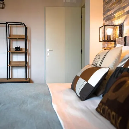 Bed and breakfast Urban 4*